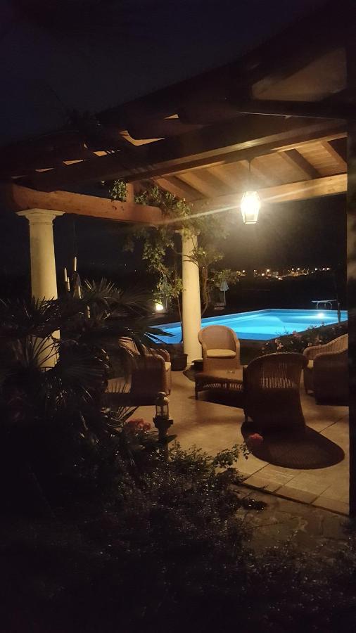 Moniga del Garda B&B Villa Fiorini מראה חיצוני תמונה