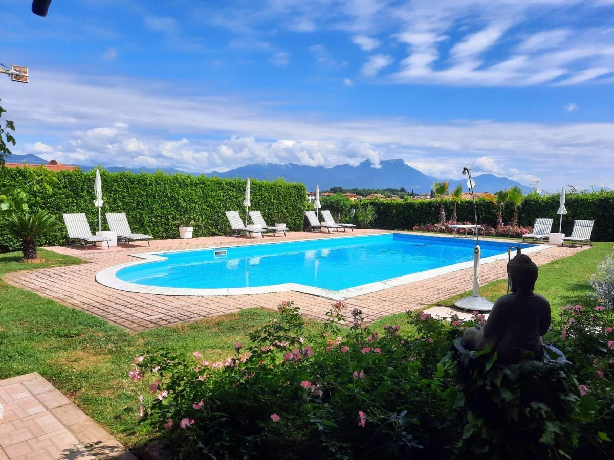 Moniga del Garda B&B Villa Fiorini מראה חיצוני תמונה