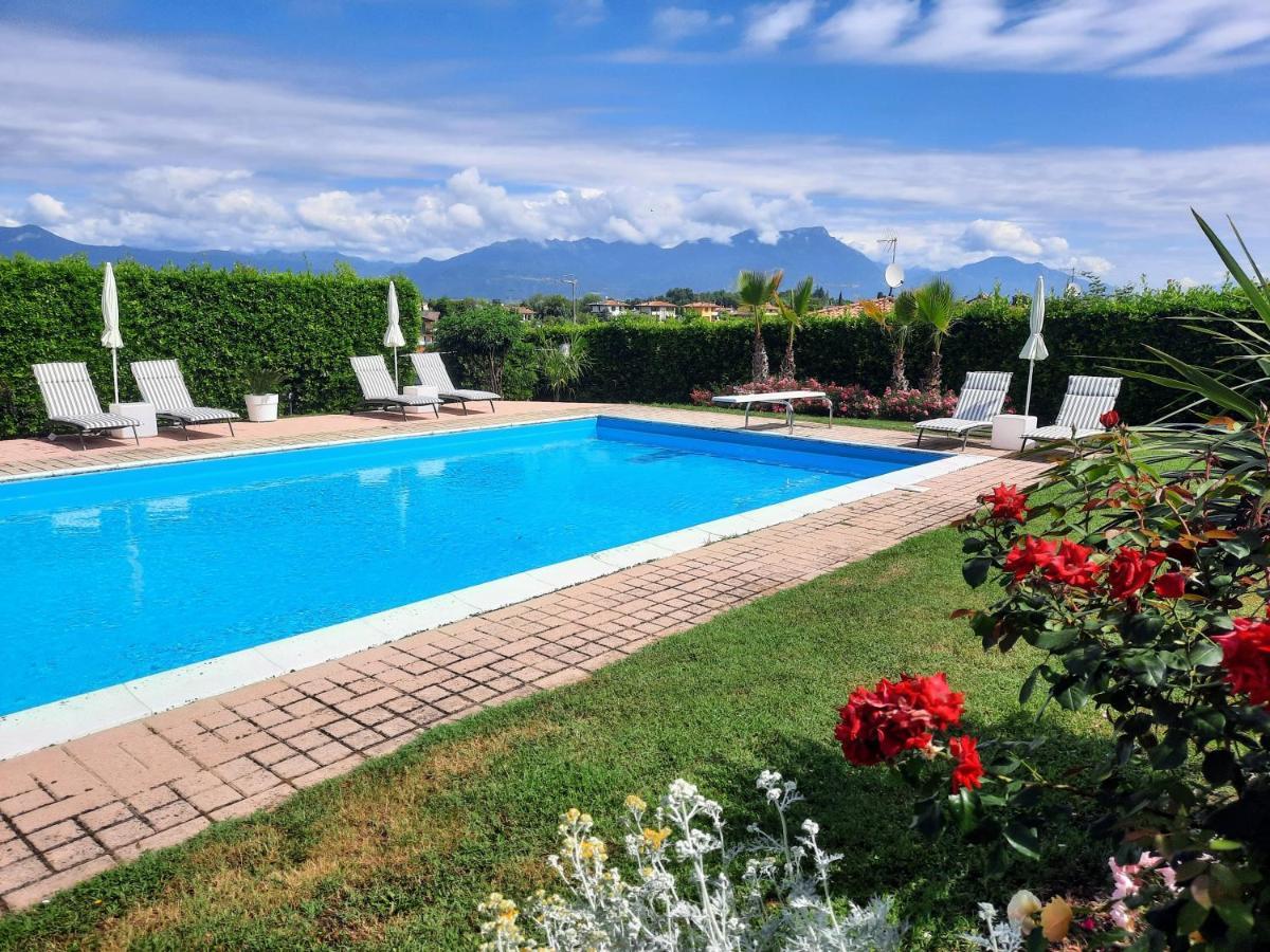 Moniga del Garda B&B Villa Fiorini מראה חיצוני תמונה