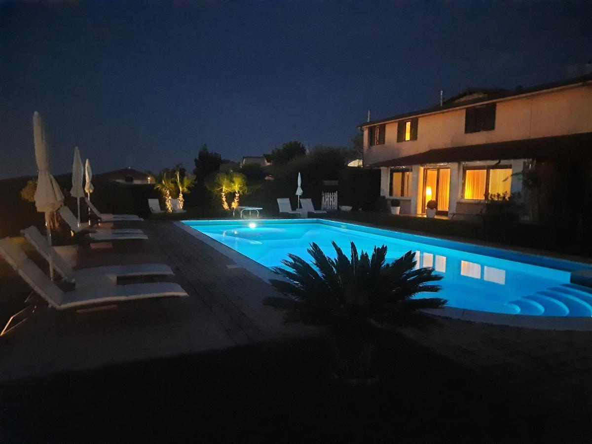 Moniga del Garda B&B Villa Fiorini מראה חיצוני תמונה