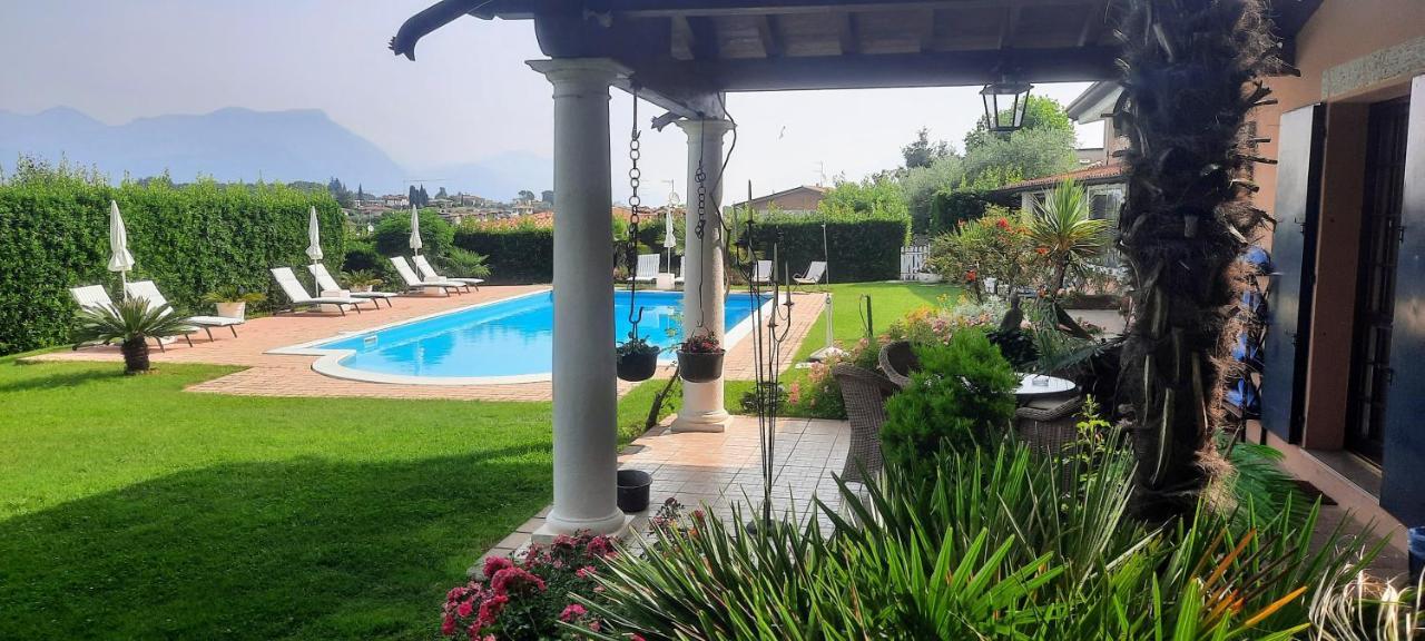 Moniga del Garda B&B Villa Fiorini מראה חיצוני תמונה