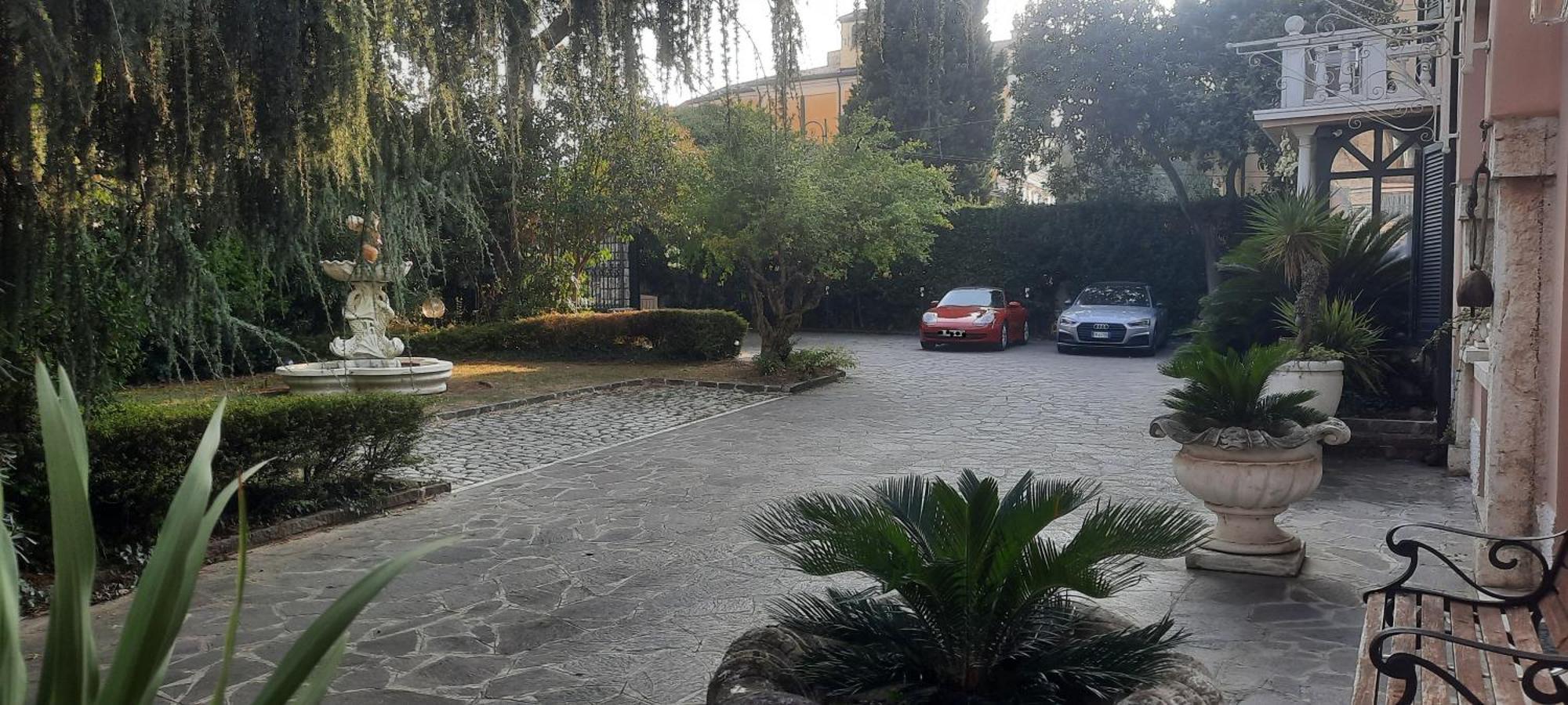 Moniga del Garda B&B Villa Fiorini מראה חיצוני תמונה