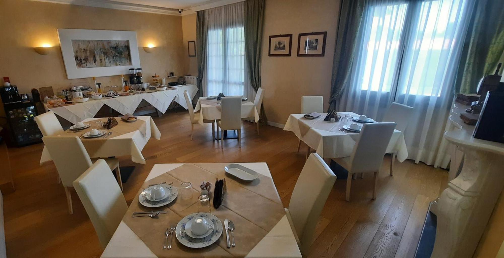 Moniga del Garda B&B Villa Fiorini מראה חיצוני תמונה