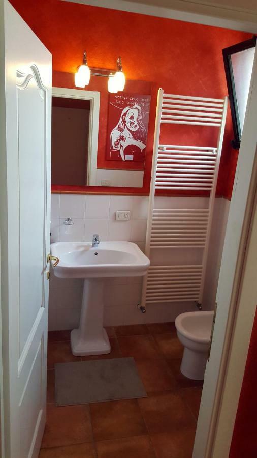 Moniga del Garda B&B Villa Fiorini מראה חיצוני תמונה