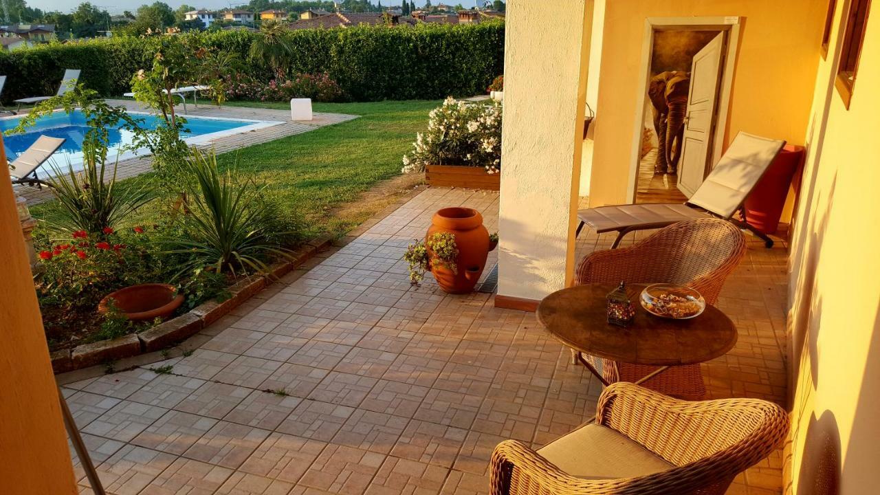 Moniga del Garda B&B Villa Fiorini מראה חיצוני תמונה