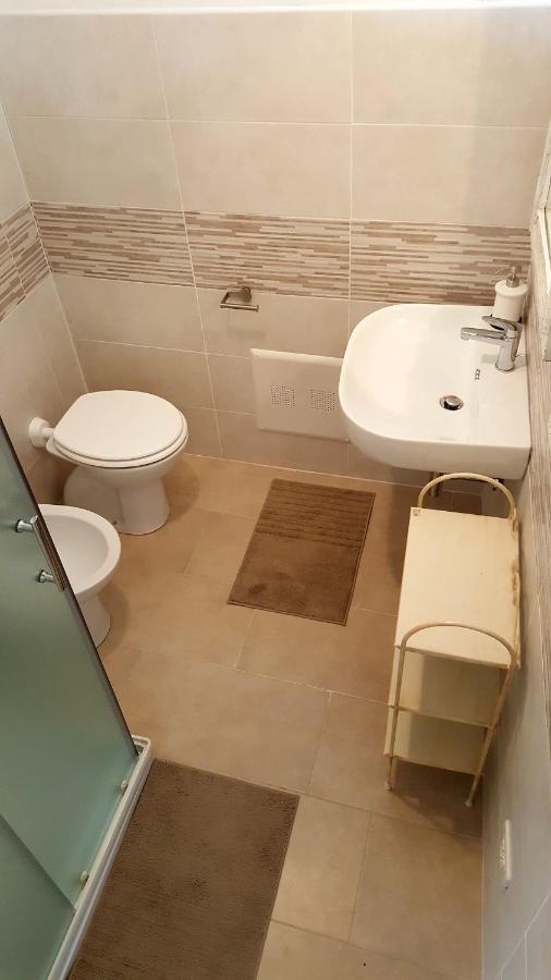 Moniga del Garda B&B Villa Fiorini מראה חיצוני תמונה