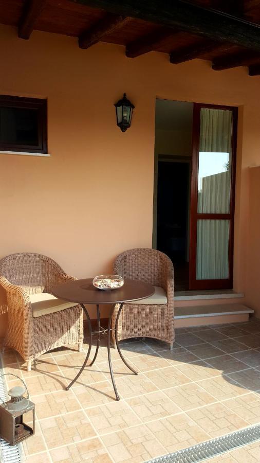 Moniga del Garda B&B Villa Fiorini מראה חיצוני תמונה